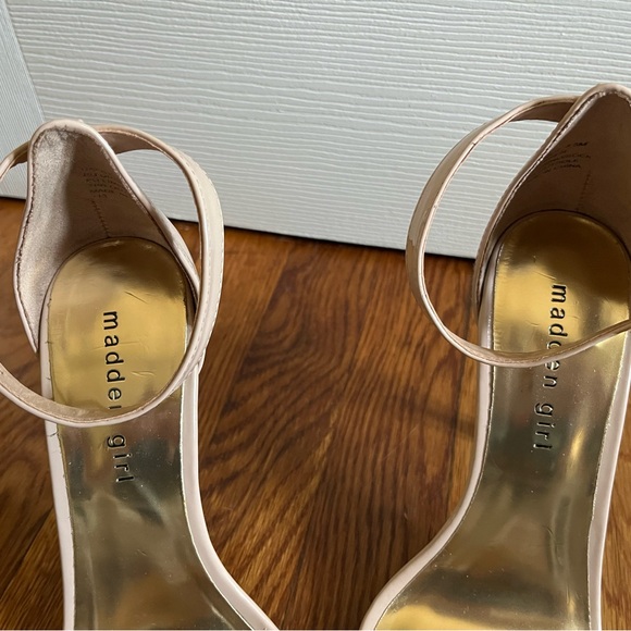 NWT Madden Girl Dafney Ankle Strap Open Toe Nude Stiletto Heel Size 8.5 - Picture 6 of 9